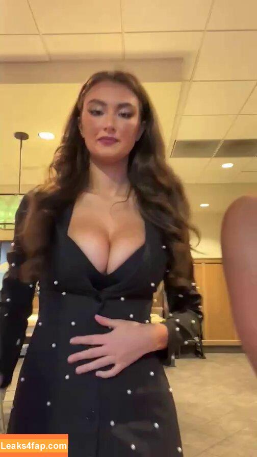 Rachel Pizzolato / Beautyandbrainswithatwist - / beautyandbrainswithatwist / https: / nicoleafterdark leaked photo photo #0233