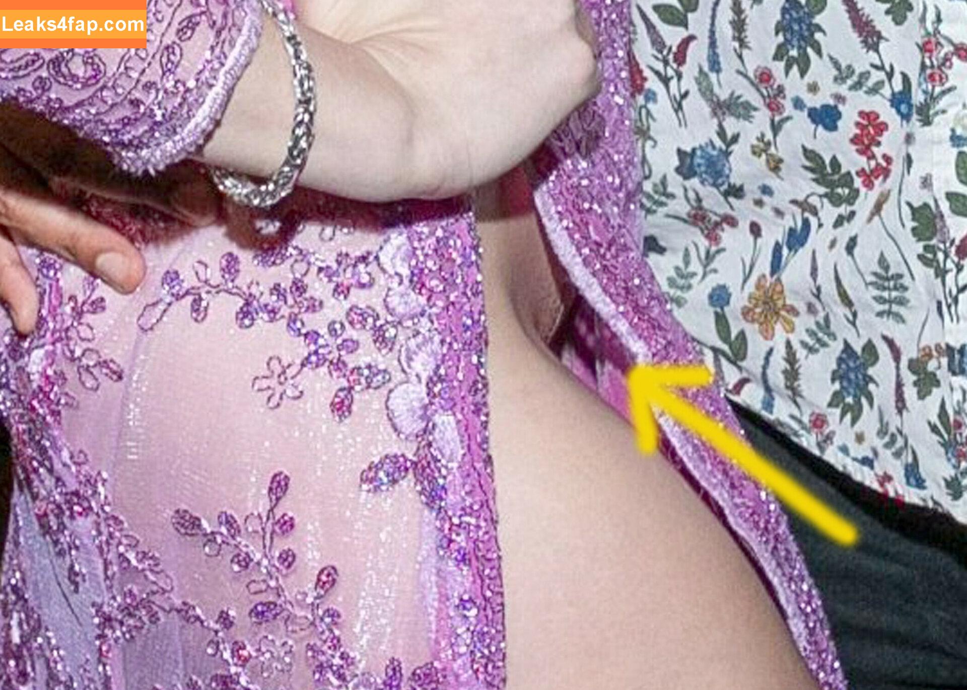 Rachel Pizzolato / Beautyandbrainswithatwist - / beautyandbrainswithatwist / https: / nicoleafterdark leaked photo photo #0240