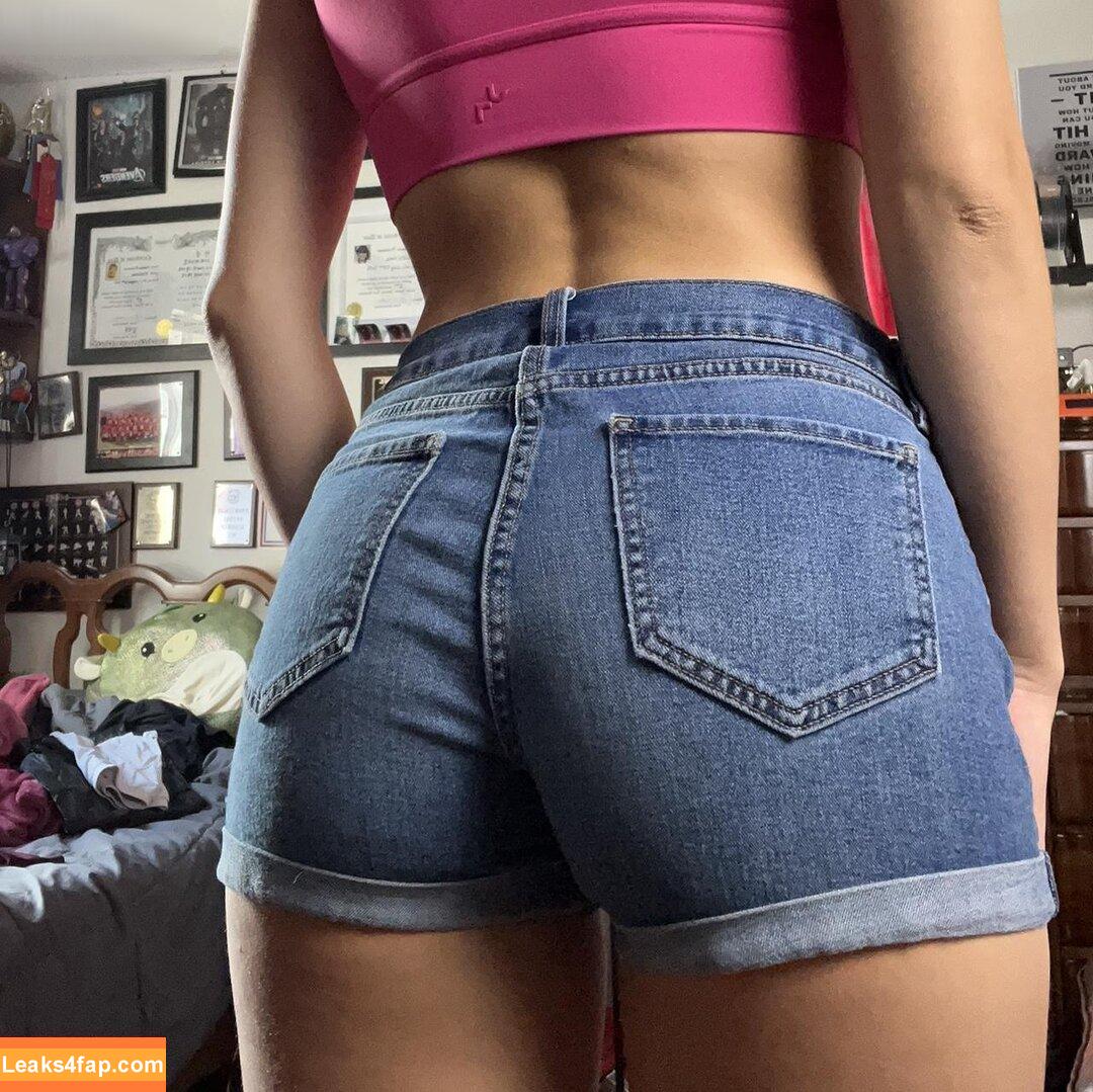 Rachel Pizzolato / Beautyandbrainswithatwist - / beautyandbrainswithatwist / https: / nicoleafterdark leaked photo photo #0640