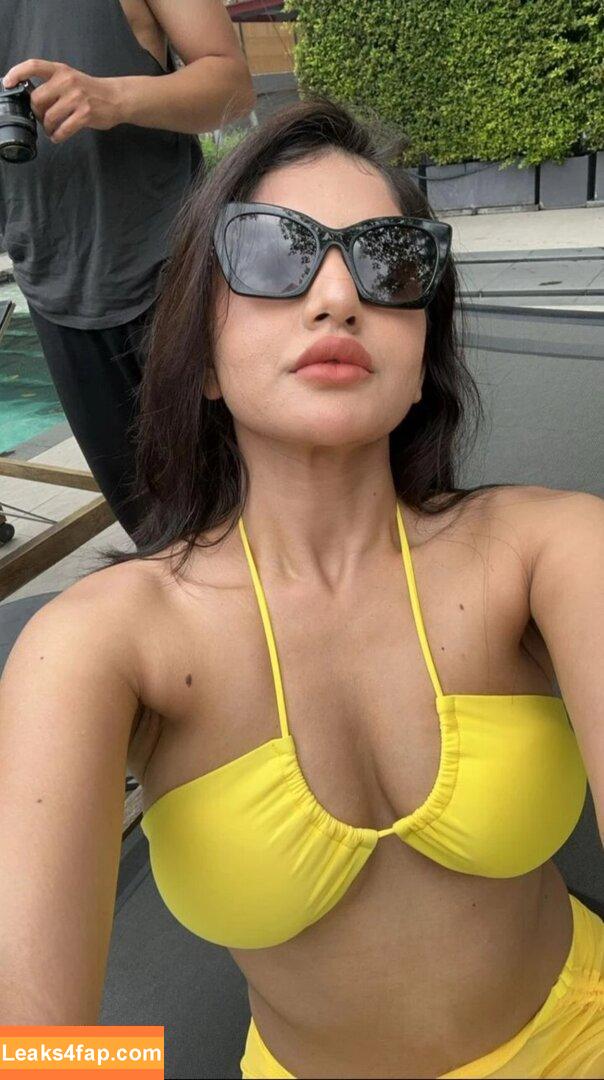 Rachel Sharma / sharma_rachel_ leaked photo photo #0022