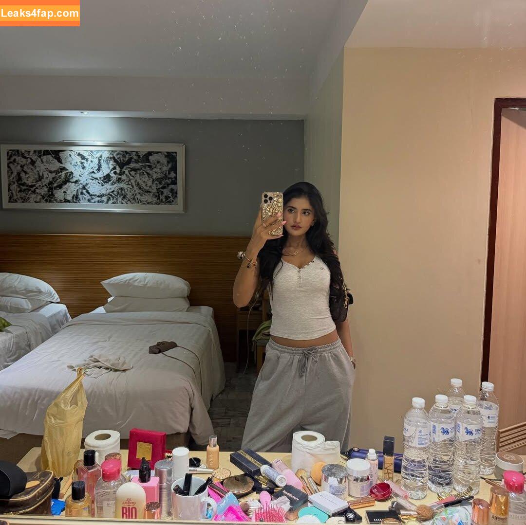 Rachel Sharma / sharma_rachel_ leaked photo photo #0042