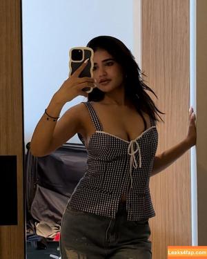 Rachel Sharma фото #0030