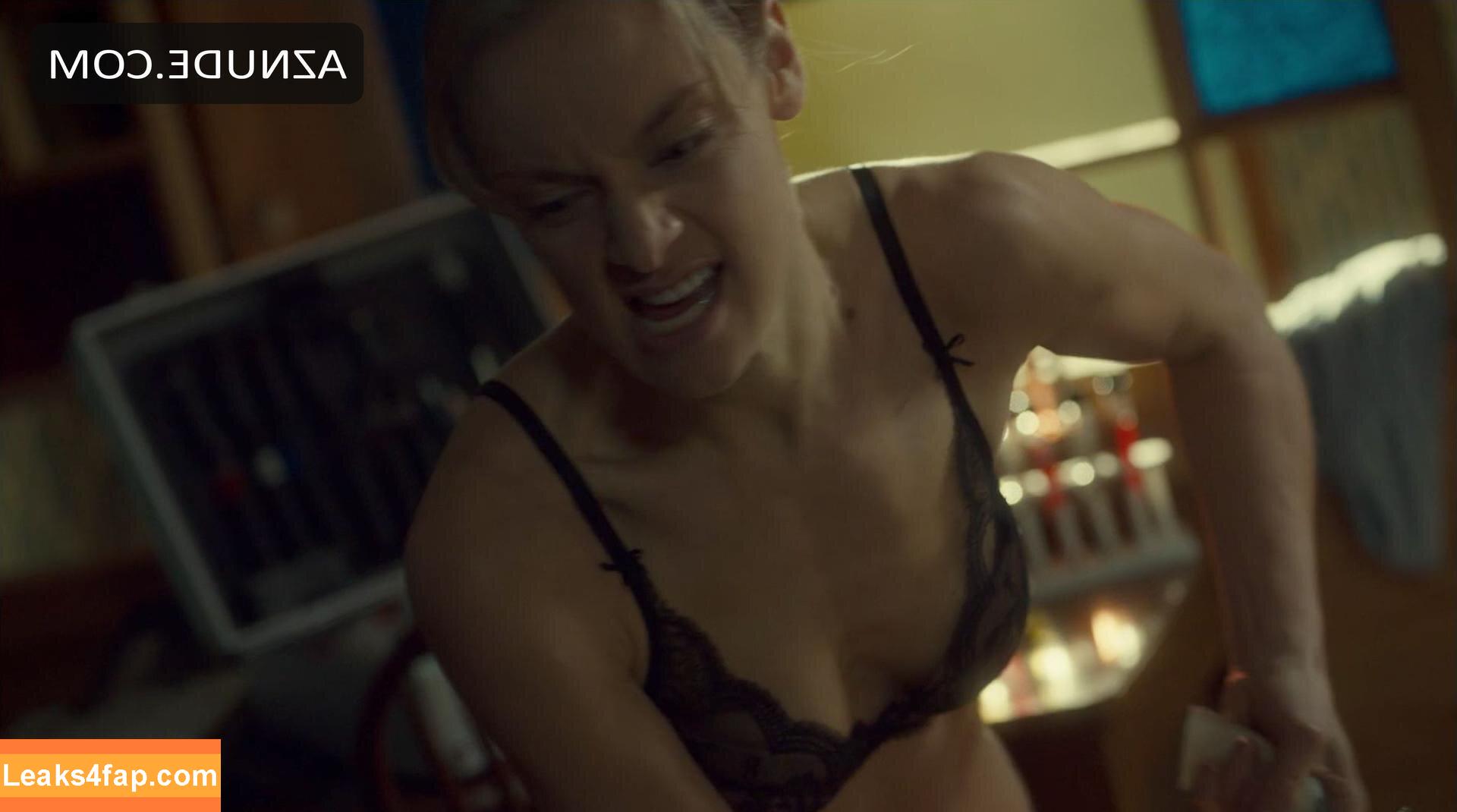 Rachel Skarsten / rachieskarsten слитое фото фото #0042