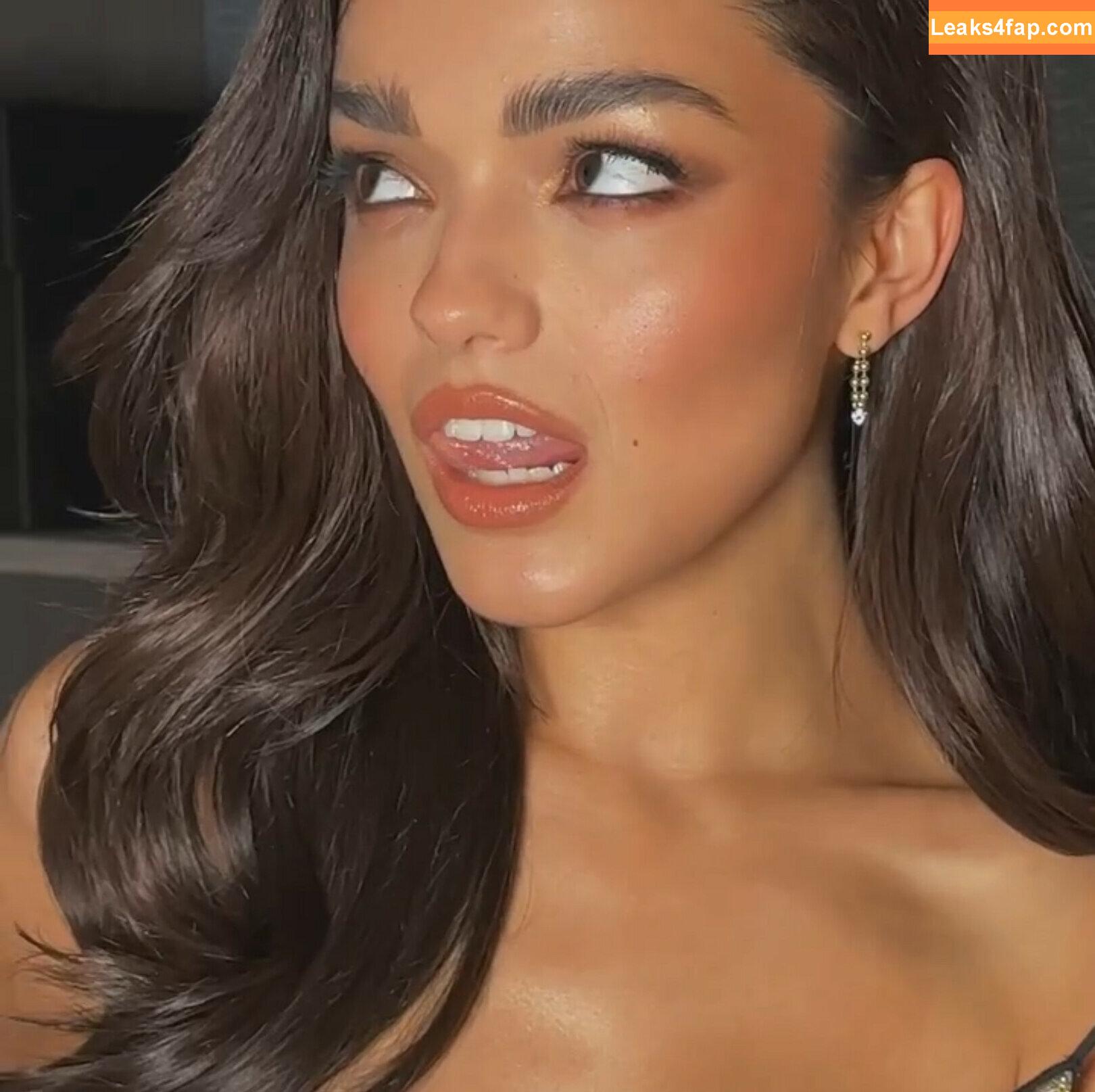 Rachel Zegler / rachelzegler / rachmariexoxo leaked photo photo #0165