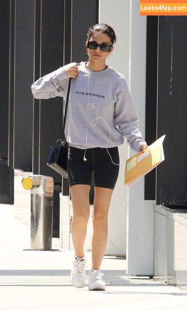 Rachel Zegler / rachelzegler / rachmariexoxo leaked photo photo #0251