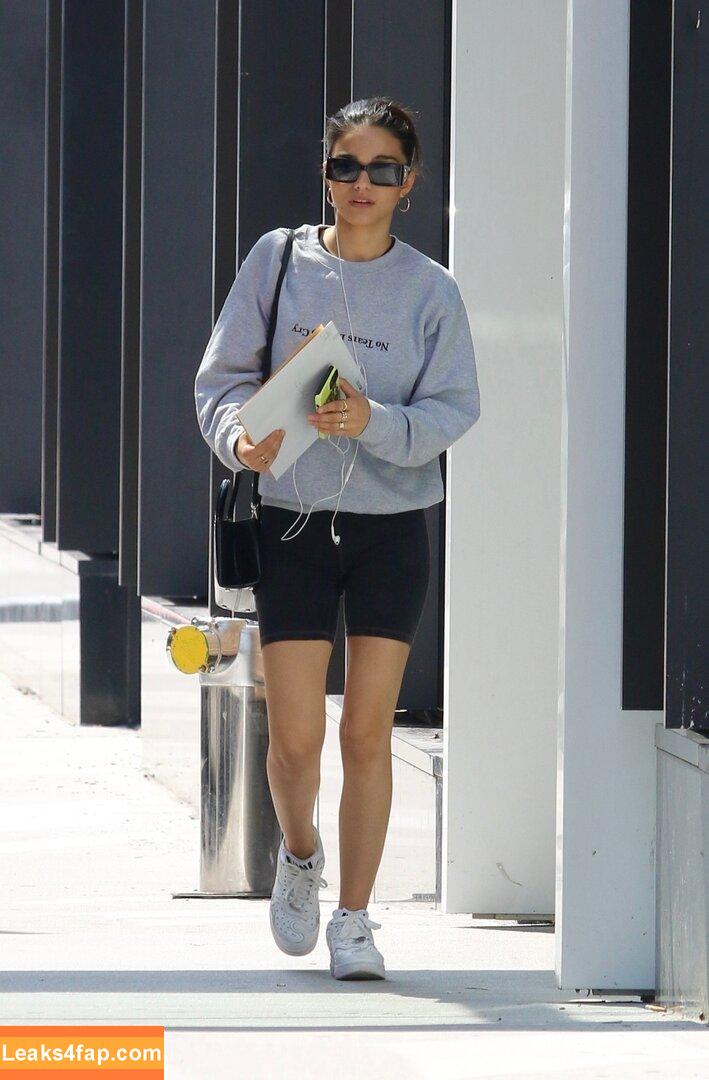 Rachel Zegler / rachelzegler / rachmariexoxo leaked photo photo #0257