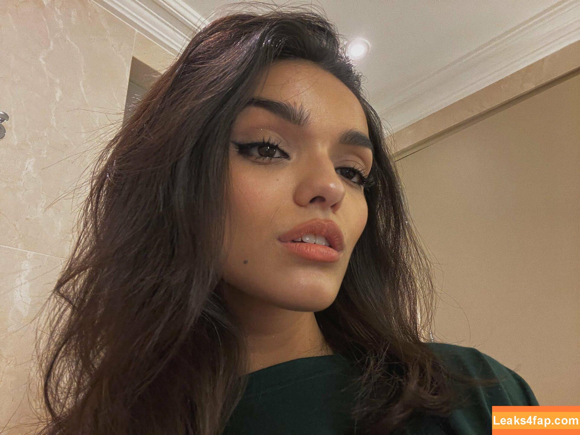 Rachel Zegler / rachelzegler / rachmariexoxo leaked photo photo #0277