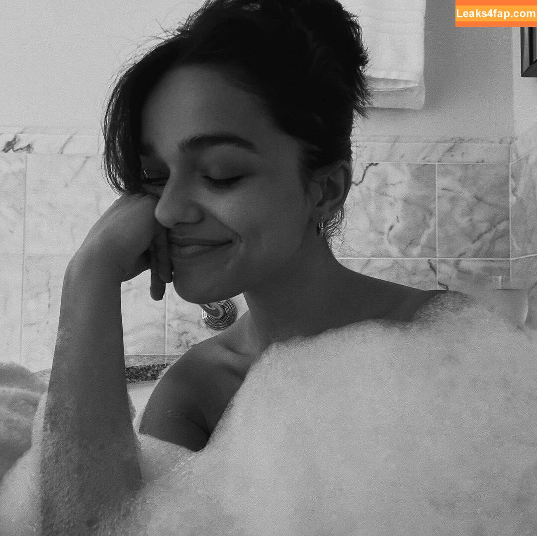 Rachel Zegler / rachelzegler / rachmariexoxo leaked photo photo #0960