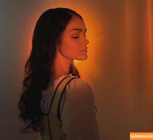 Rachel Zegler photo #0385