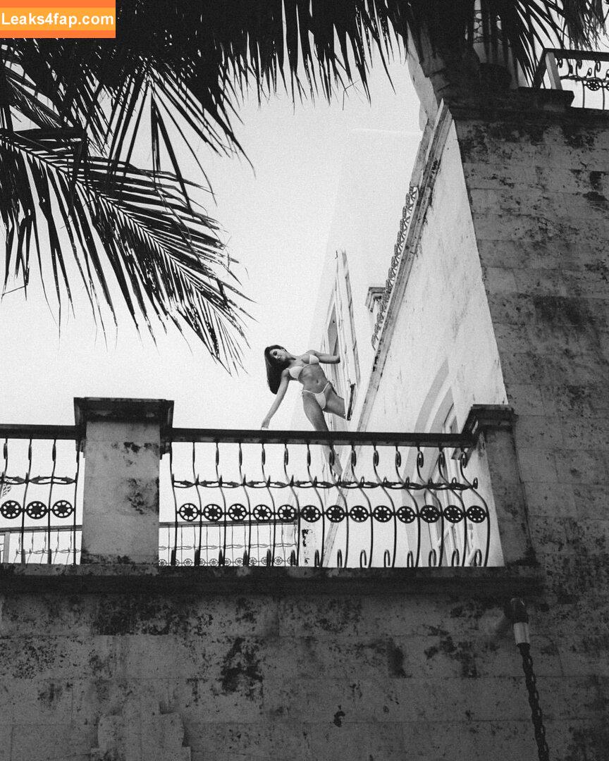 Rachelle Van Waardhuizen / rachelle_v_waardhuizen слитое фото фото #0154