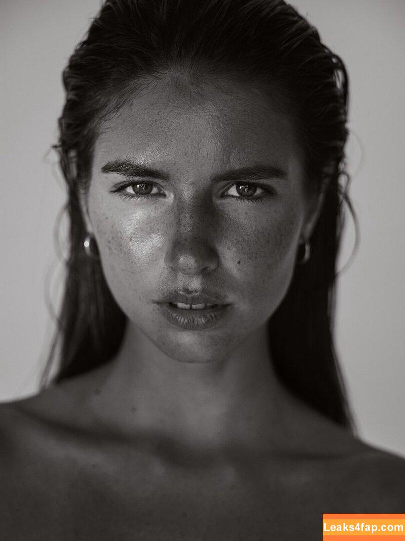 Rachelle Van Waardhuizen / rachelle_v_waardhuizen leaked photo photo #0923