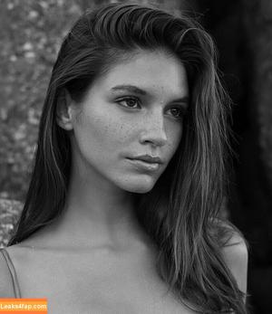 Rachelle Van Waardhuizen photo #1033