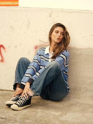 Rachelle Van Waardhuizen photo #1069