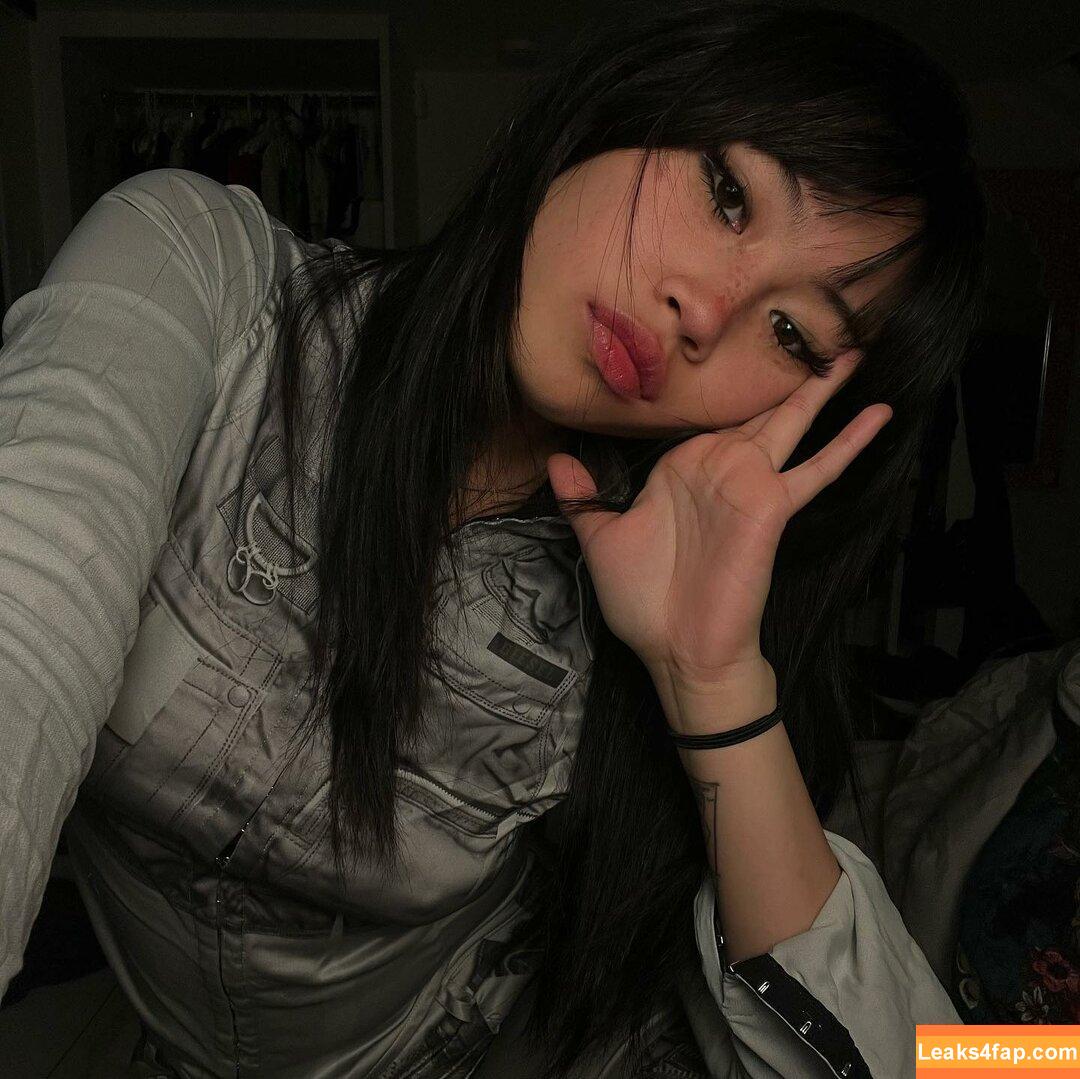 Radvxz / Beabadoobee leaked photo photo #0038