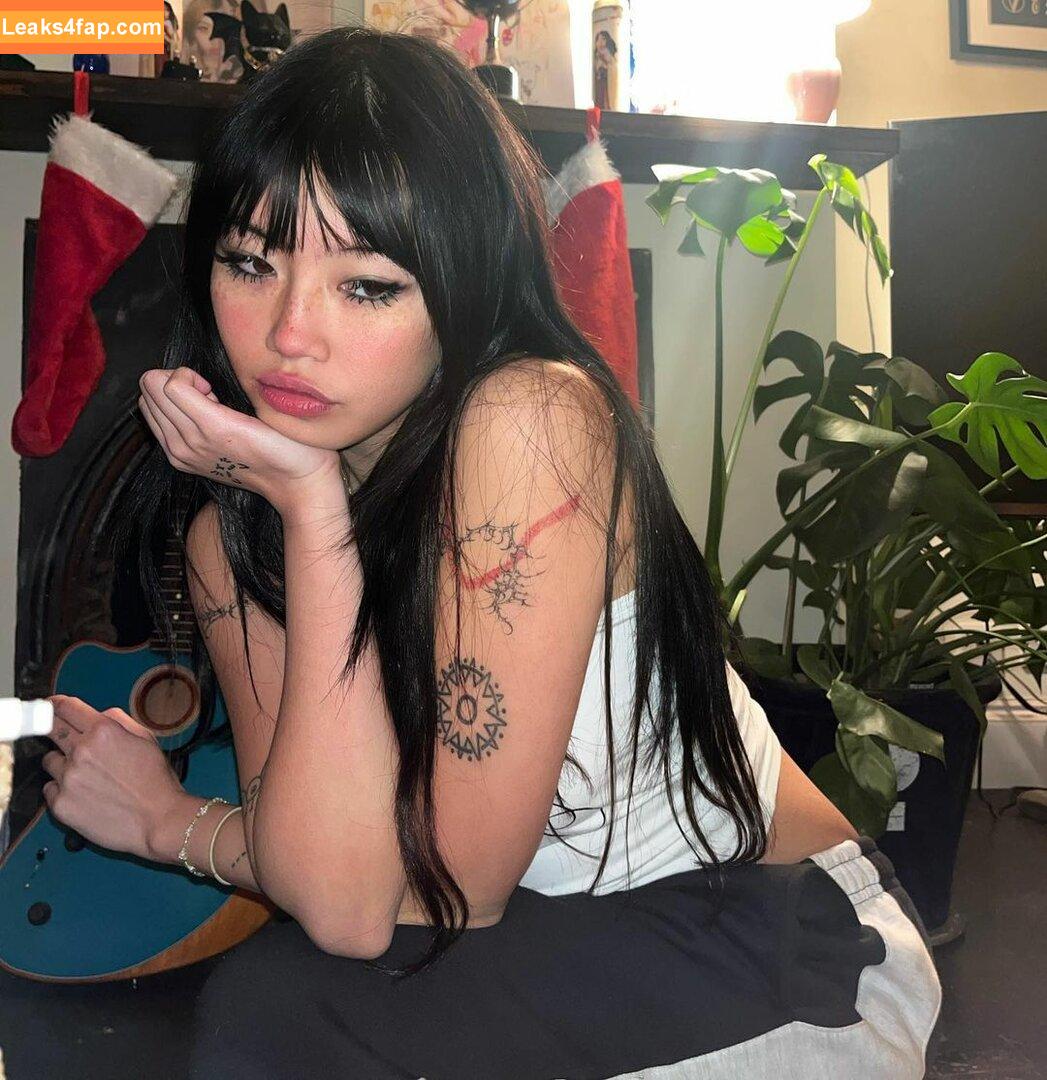 Radvxz / Beabadoobee leaked photo photo #0045