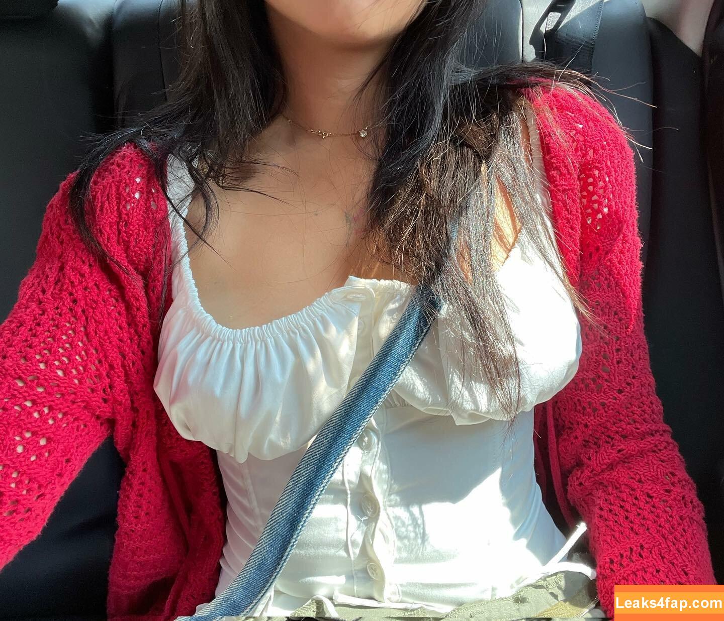 Radvxz / Beabadoobee leaked photo photo #0097