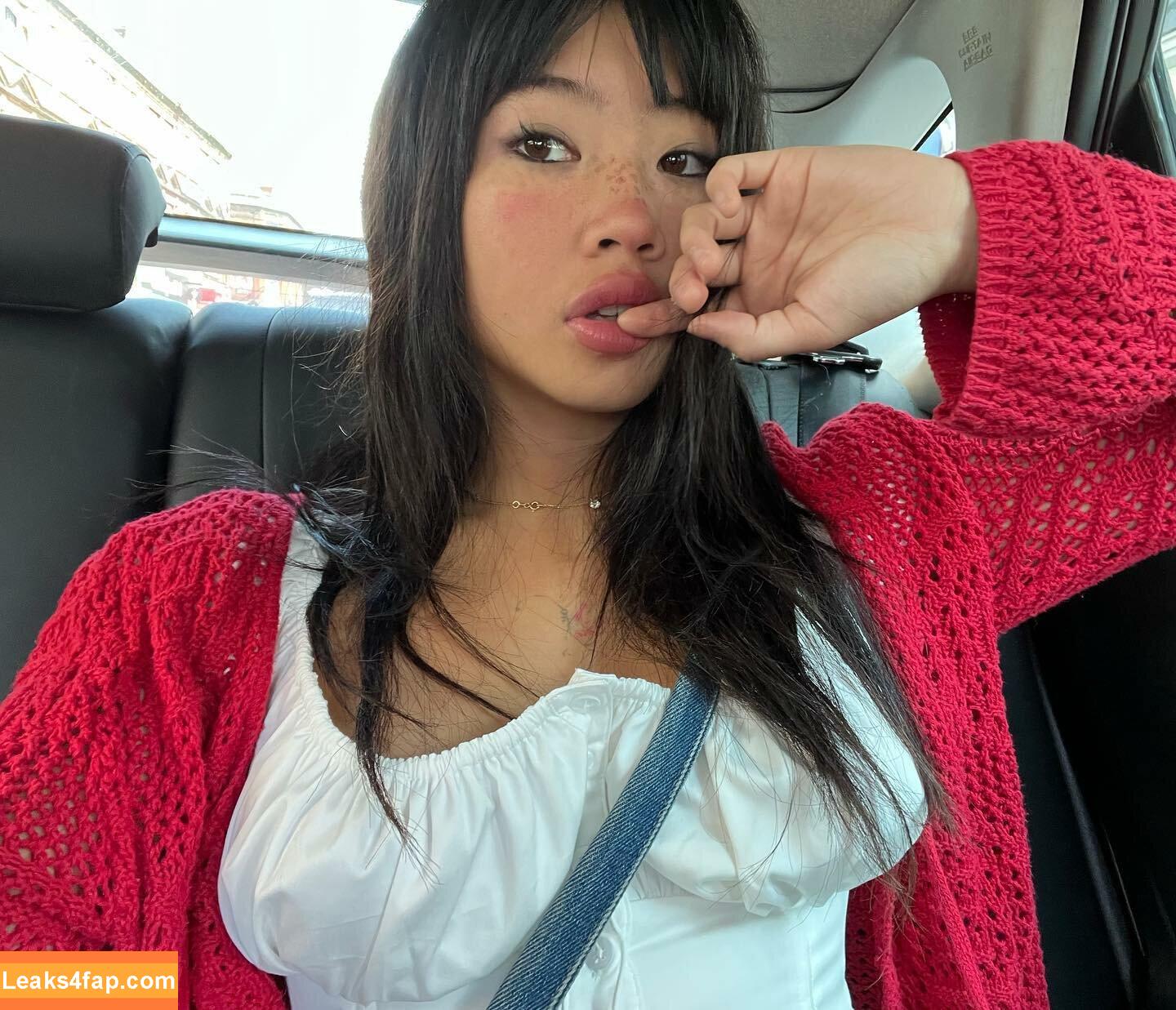 Radvxz / Beabadoobee leaked photo photo #0098