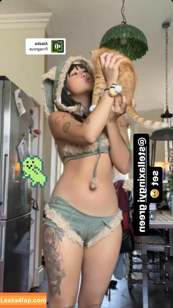 Radvxz / Beabadoobee leaked photo photo #0111