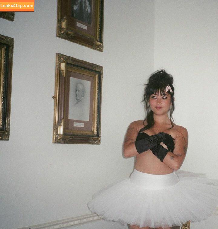 Radvxz / Beabadoobee leaked photo photo #0127
