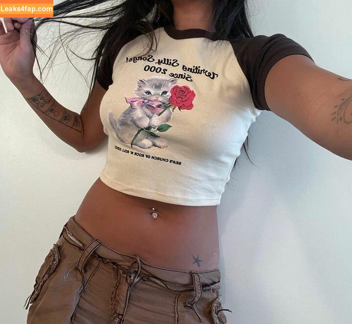 Radvxz / Beabadoobee leaked photo photo #0132