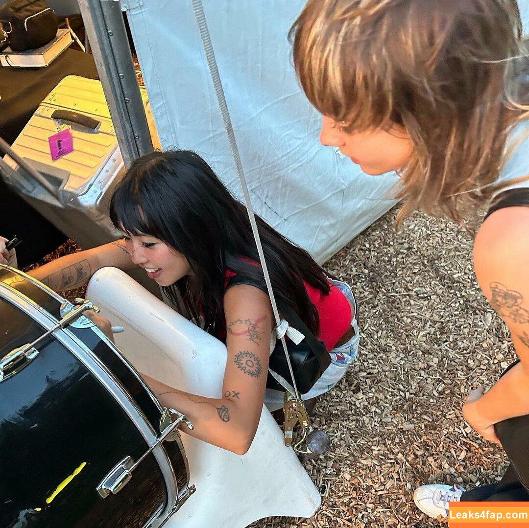 Radvxz / Beabadoobee leaked photo photo #0165