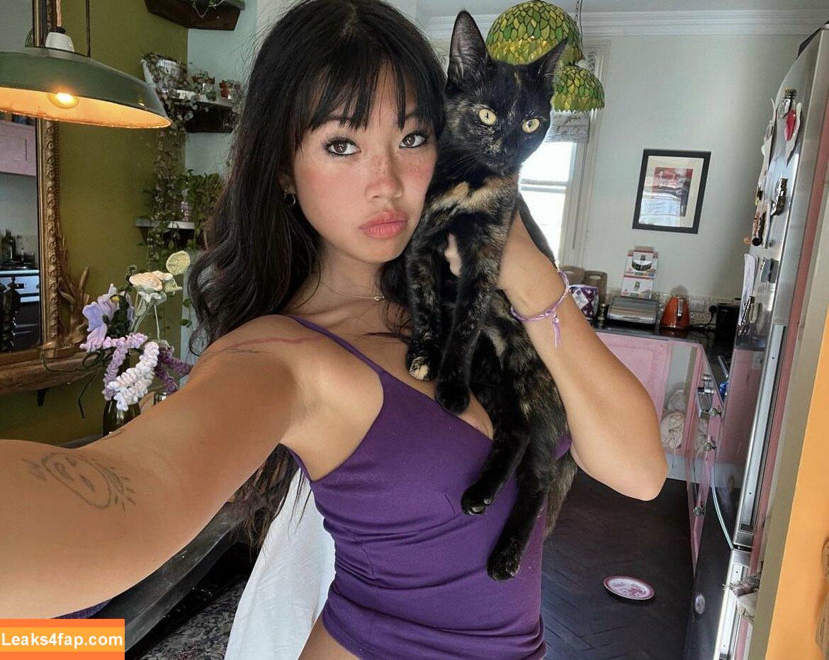 Radvxz / Beabadoobee leaked photo photo #0177
