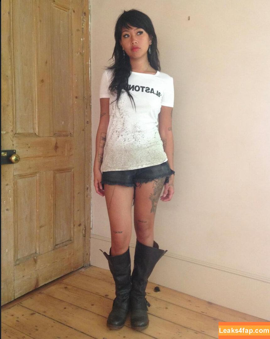 Radvxz / Beabadoobee leaked photo photo #0452