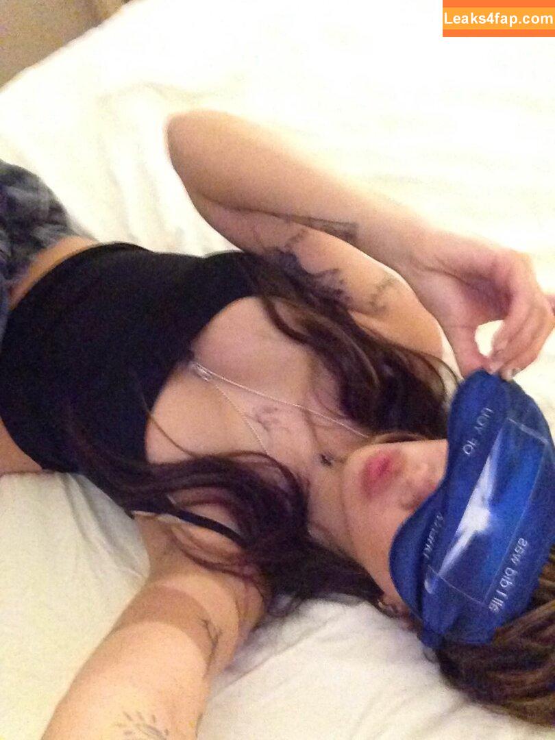 Radvxz / Beabadoobee leaked photo photo #0500