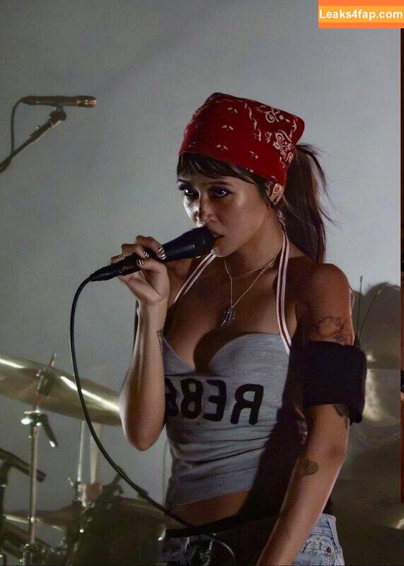 Radvxz / Beabadoobee leaked photo photo #0536