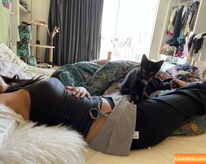 Radvxz photo #0102