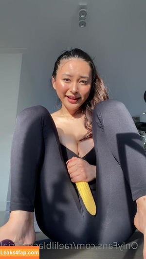 Raelilblack фото #0584