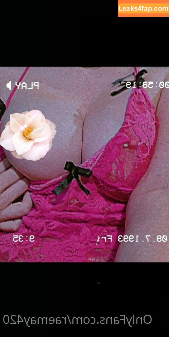 raemay420 / itsss.raeee420 слитое фото фото #0003