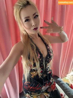 Raina Huang photo #0083