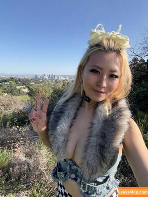 Raina Huang фото #0090