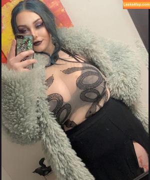 Rainy_raerae photo #0003