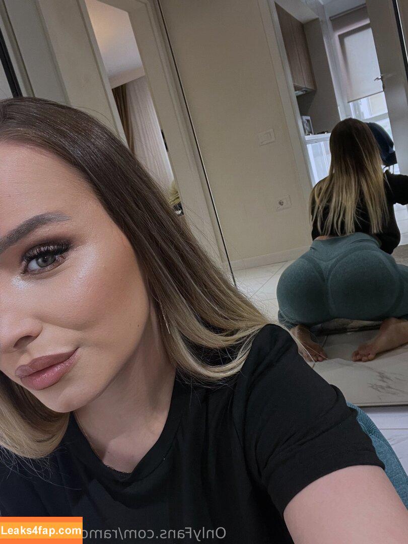 ramonaioana77 / vip3ra77 leaked photo photo #0058