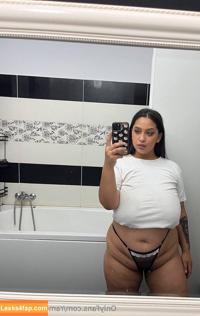 ramonasanziana / ramonarenea leaked photo photo #0008