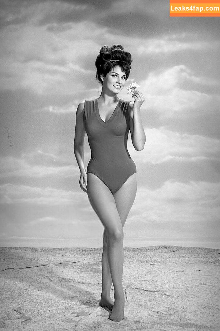 Raquel Welch / therealraquelwelch leaked photo photo #0062