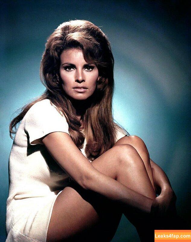 Raquel Welch / therealraquelwelch слитое фото фото #0069