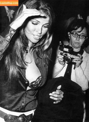 Raquel Welch photo #0115