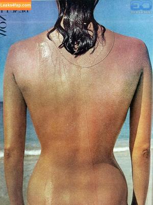 Raquel Welch photo #0120