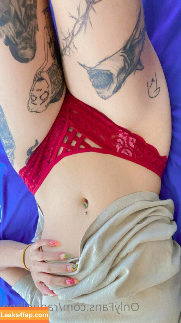 raquelboo /  leaked photo photo #0038