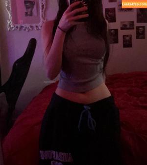 ratedreign фото #0185