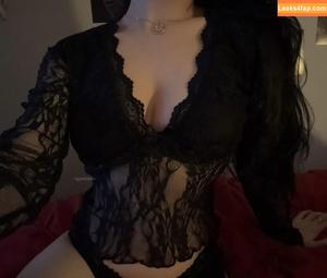 ratedreign photo #0192