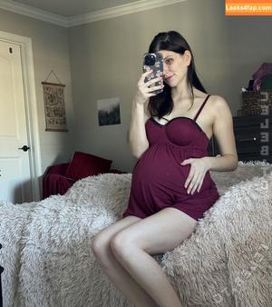 Raven Adams photo #0002