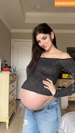 Raven Adams photo #0009