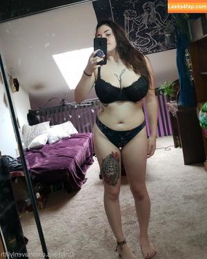 ravenlylith photo #0037