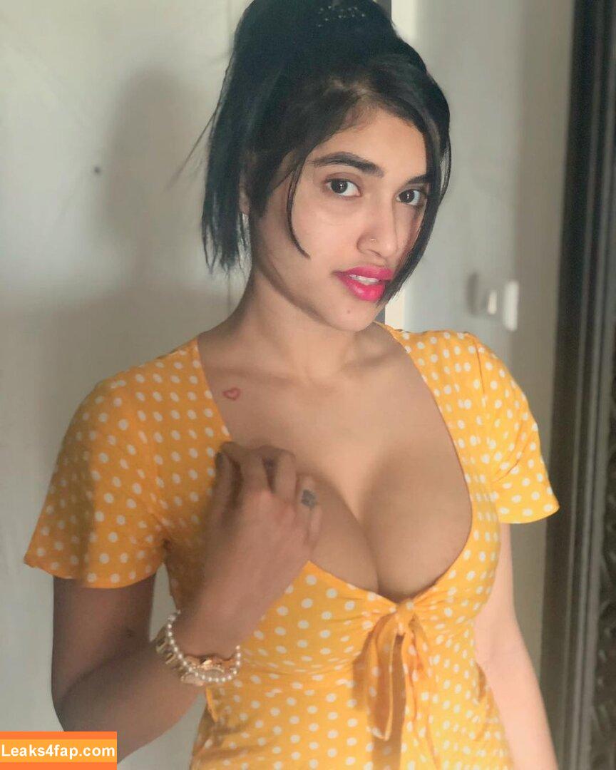 Ravina Patel / its_ravina2429 / its_shoaibravina leaked photo photo #0081