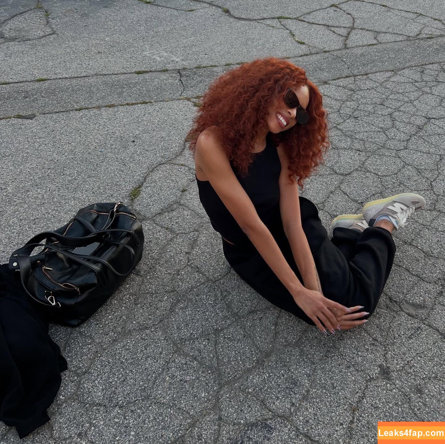 Ravyn Lenae / ravynlenae слитое фото фото #0008