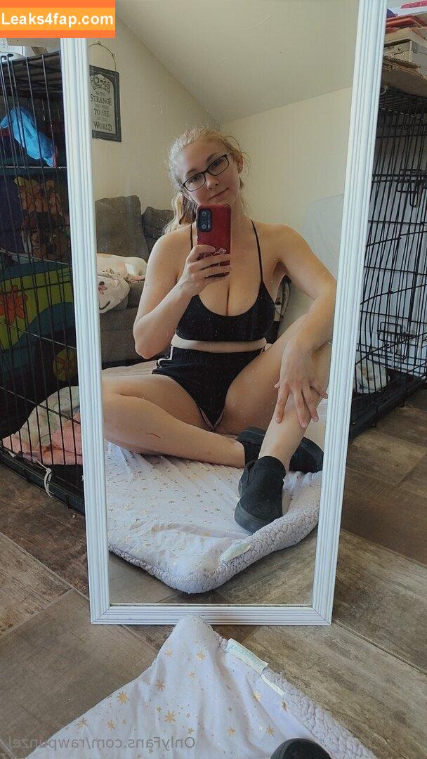 rawpunzel /  leaked photo photo #0009